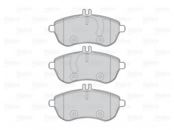 BRAKE PADS FIRST MER C CLASS 01.07>FR